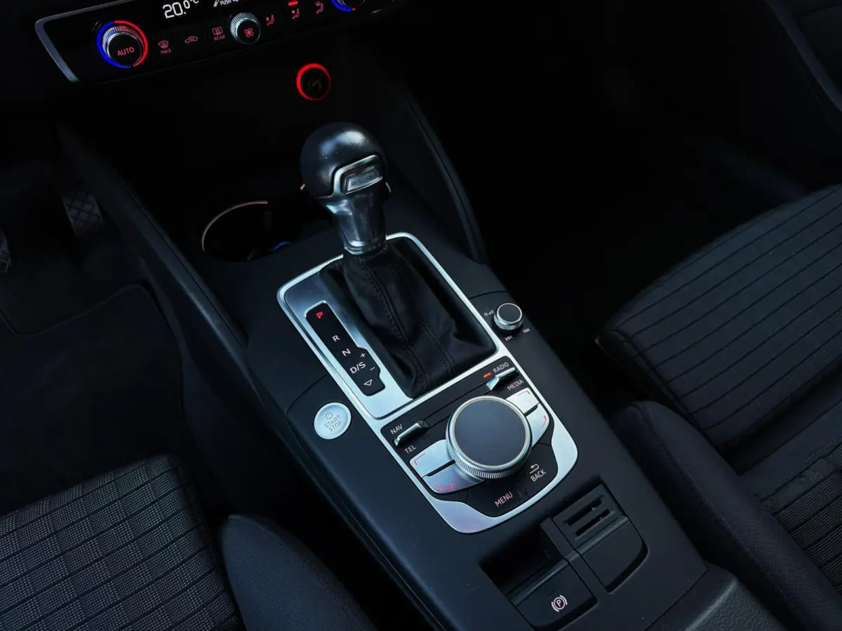1.4 e-tron PHEV Pro Line plus 150PK|Origineel NL|Navi|Kantel/Schuifdak|LED|AUT|Lane Assist|Sportstoelen|Cruise|