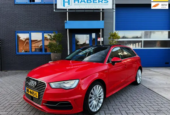 1.4 e-tron PHEV Pro Line plus 150PK|Origineel NL|Navi|Kantel/Schuifdak|LED|AUT|Lane Assist|Sportstoelen|Cruise|