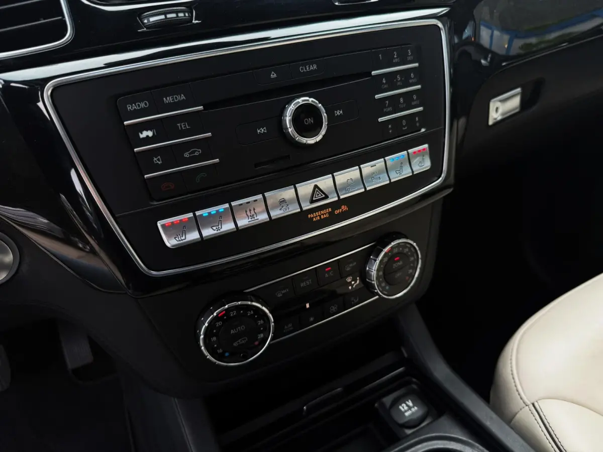 500 e 4MATIC 333PK|Navi|Full Led|AUT|Designo interieur|360Camera|Pano|Alcantara|Adaptive|TV,s|StoelVK|PDC