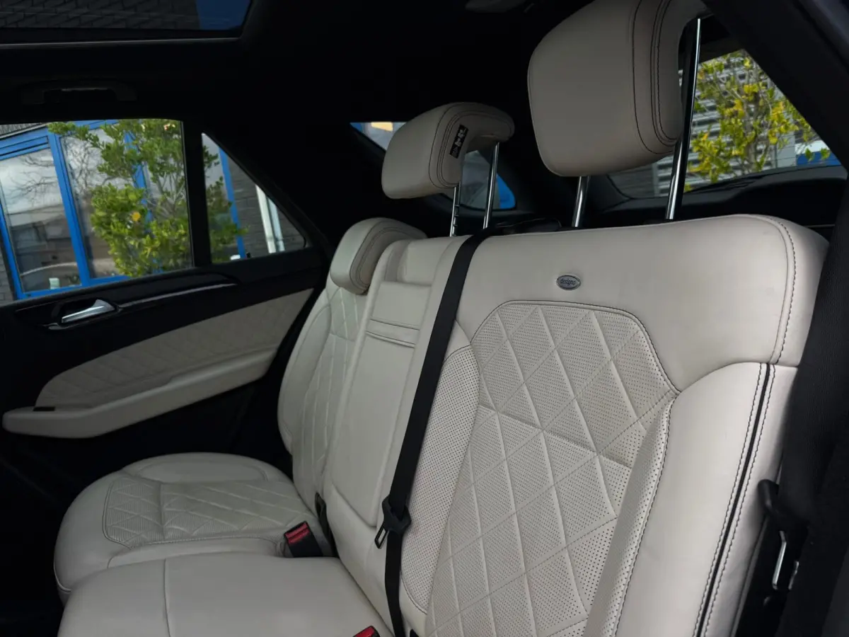 500 e 4MATIC 333PK|Navi|Full Led|AUT|Designo interieur|360Camera|Pano|Alcantara|Adaptive|TV,s|StoelVK|PDC