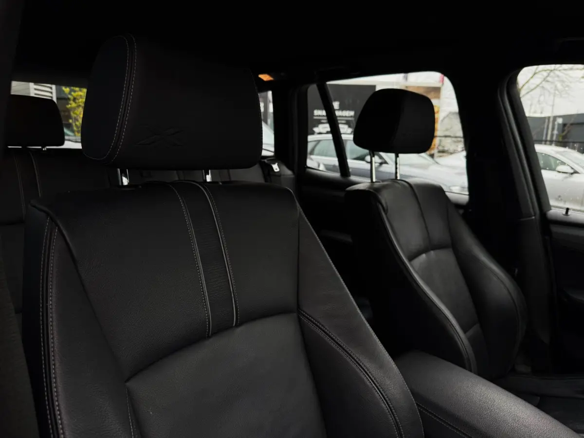 XDrive20i High Executive 184PK|Origineel NL|Proff Navi|AUT|4x4|Trekhaak|Leder|Sportstoelen|Xenon|StoelVW|Climate|Cruise|PDC
