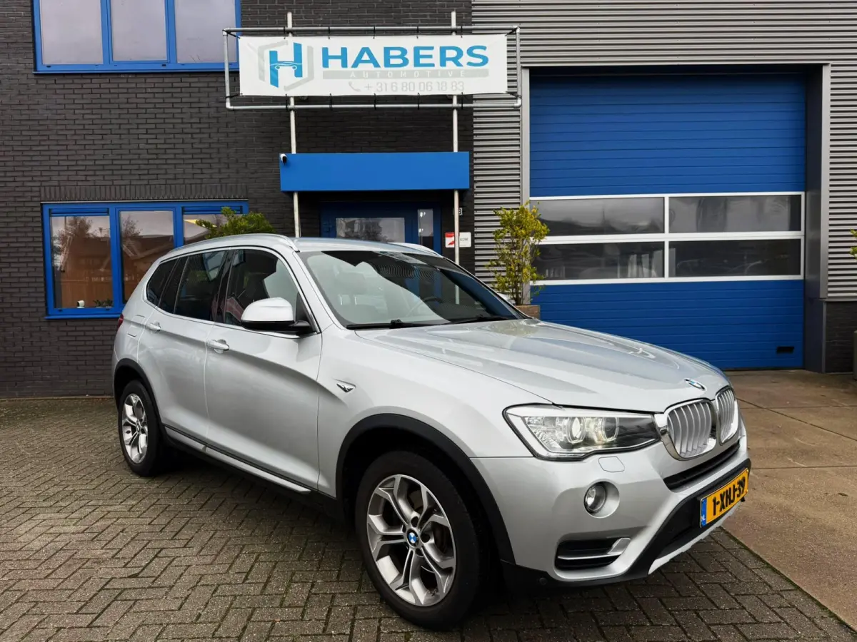 XDrive20i High Executive 184PK|Origineel NL|Proff Navi|AUT|4x4|Trekhaak|Leder|Sportstoelen|Xenon|StoelVW|Climate|Cruise|PDC