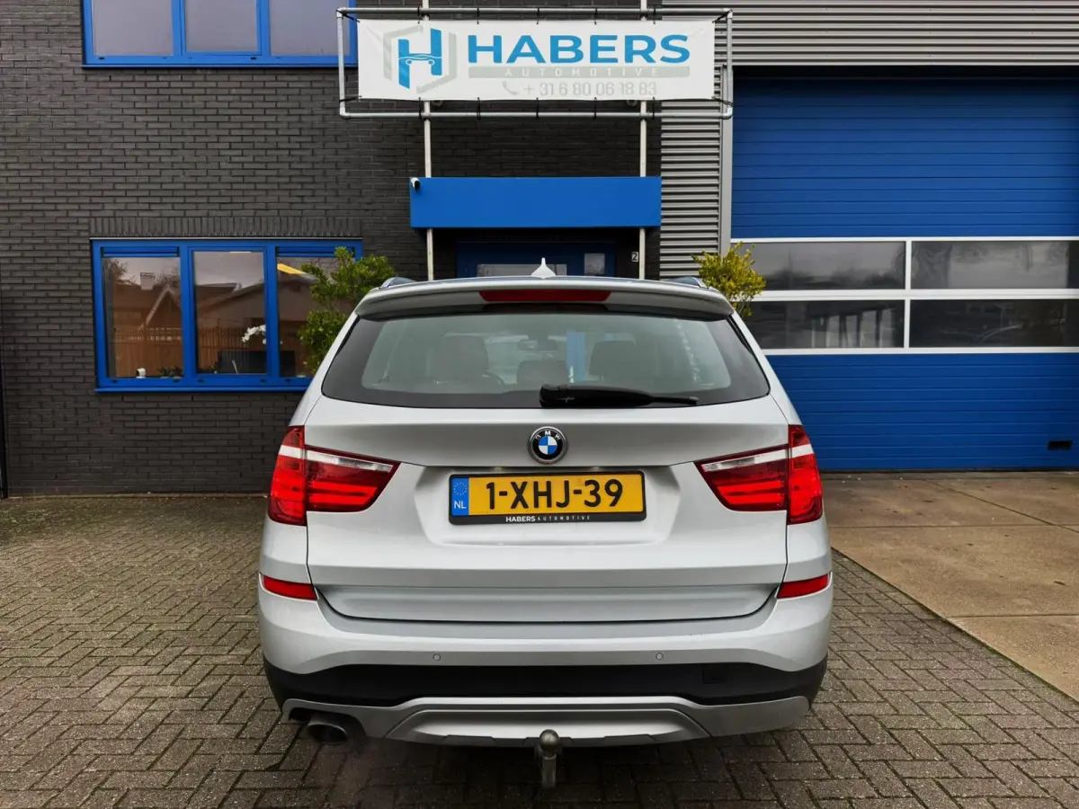 XDrive20i High Executive 184PK|Origineel NL|Proff Navi|AUT|4x4|Trekhaak|Leder|Sportstoelen|Xenon|StoelVW|Climate|Cruise|PDC