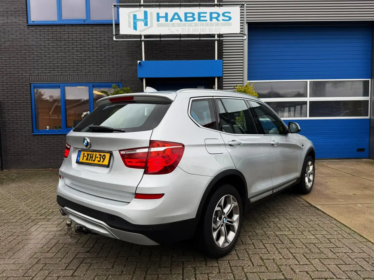XDrive20i High Executive 184PK|Origineel NL|Proff Navi|AUT|4x4|Trekhaak|Leder|Sportstoelen|Xenon|StoelVW|Climate|Cruise|PDC