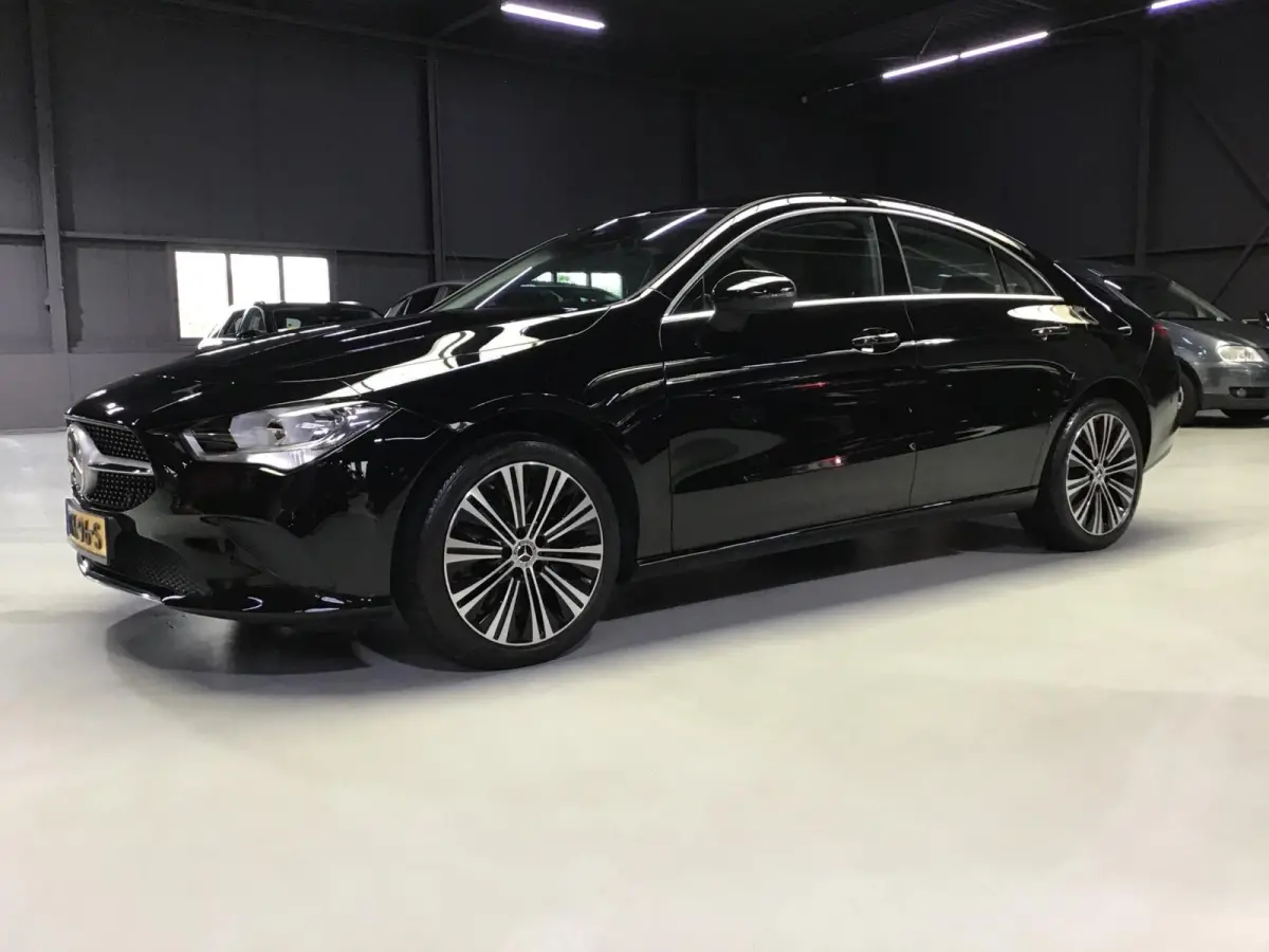 250 e Business Line I Dealer Onderh. I Stoelverw. I Half/leder I Keyless I 18inch I 69xxx KM I Led I Navi
