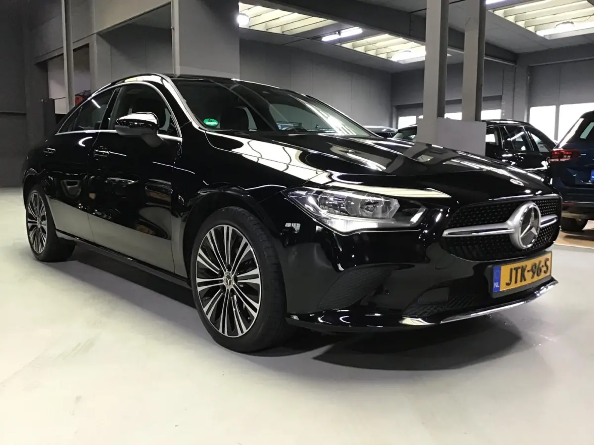 250 e Business Line I Dealer Onderh. I Stoelverw. I Half/leder I Keyless I 18inch I 69xxx KM I Led I Navi