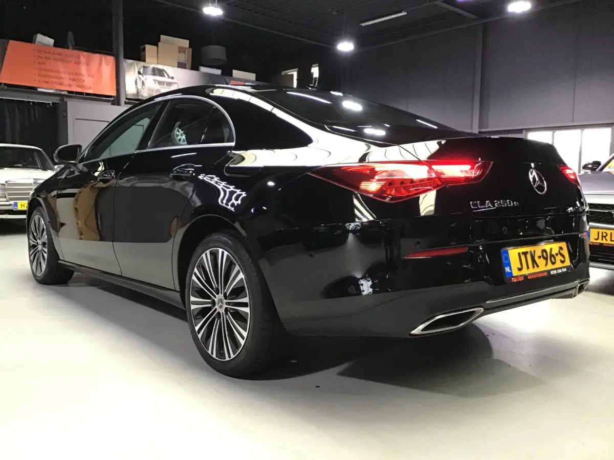 250 e Business Line I Dealer Onderh. I Stoelverw. I Half/leder I Keyless I 18inch I 69xxx KM I Led I Navi