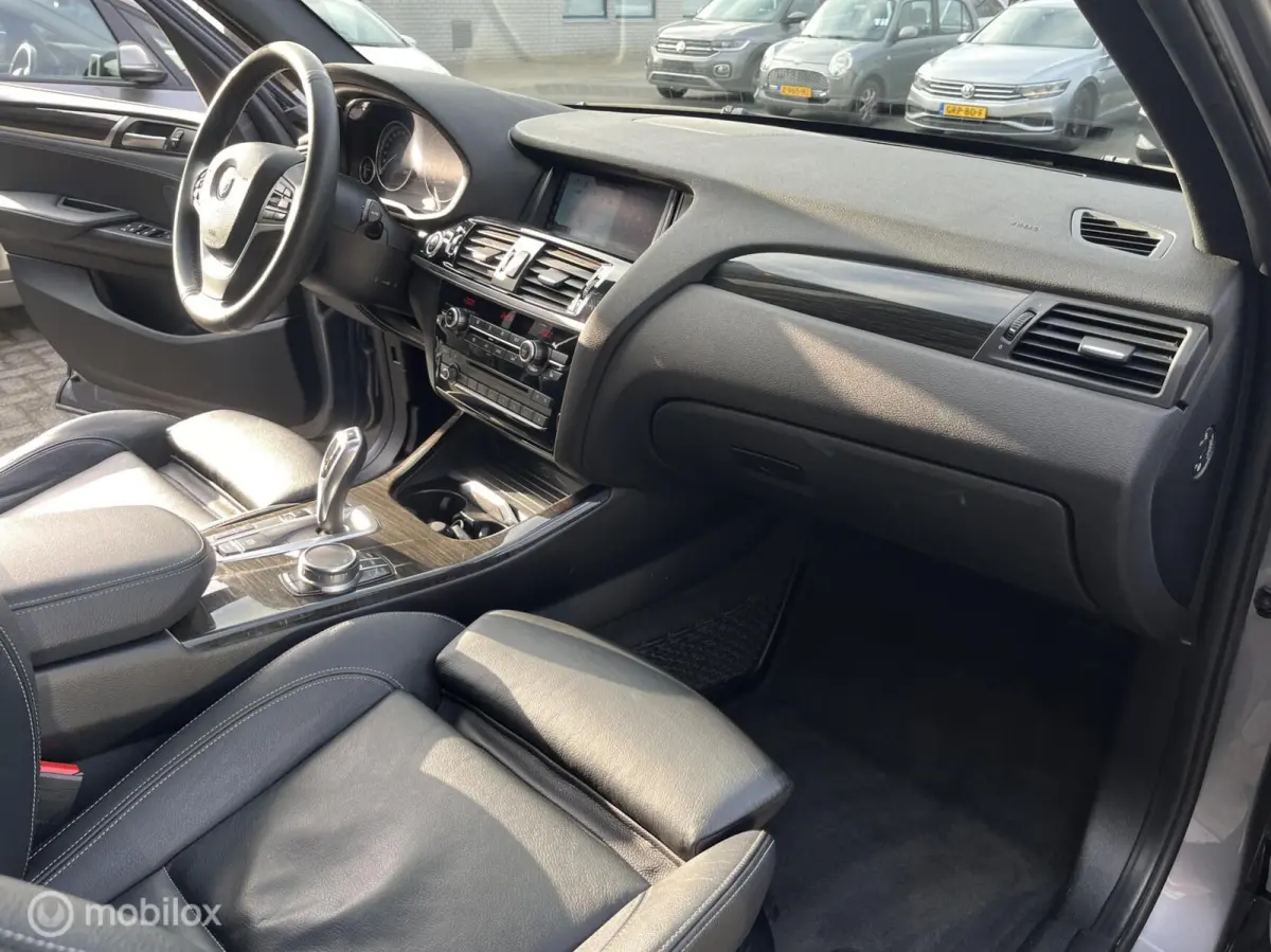 xDrive20d High Executive LEDER*PANO-DAK*CAMERA*PDC*