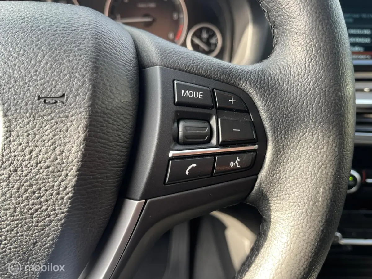xDrive20d High Executive LEDER*PANO-DAK*CAMERA*PDC*