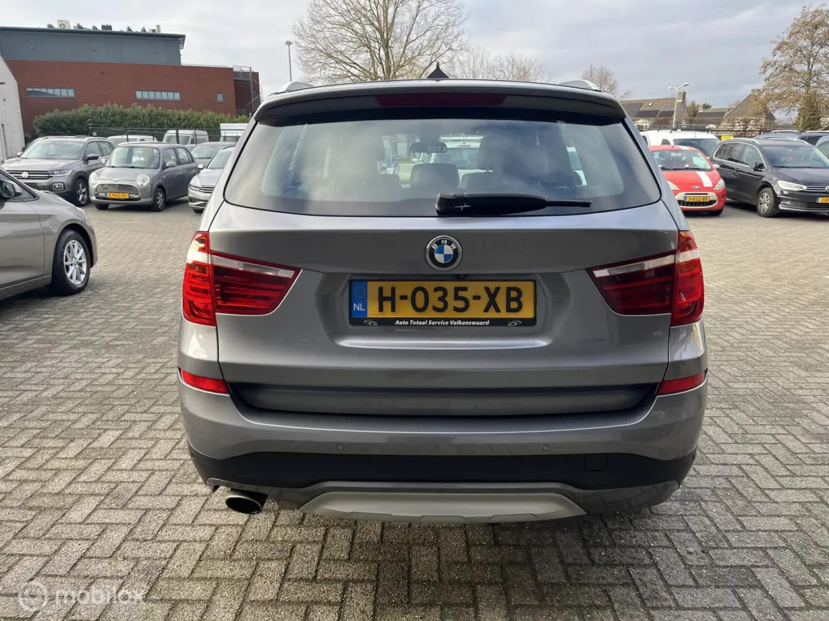 xDrive20d High Executive LEDER*PANO-DAK*CAMERA*PDC*