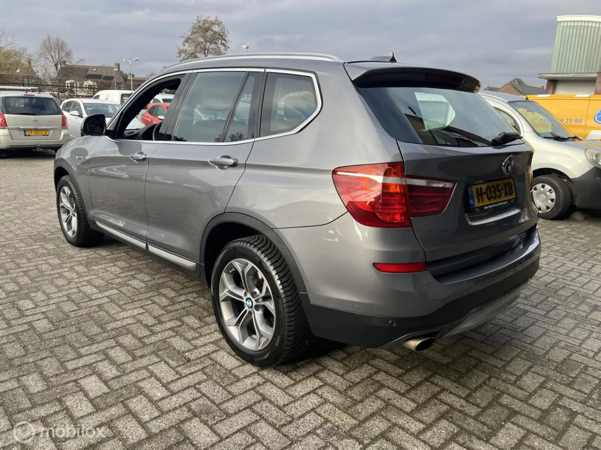 xDrive20d High Executive LEDER*PANO-DAK*CAMERA*PDC*
