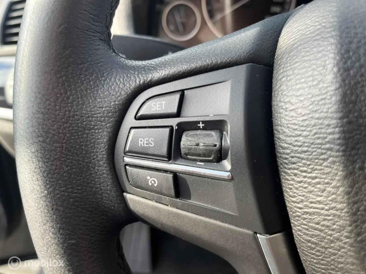 xDrive20d High Executive LEDER*PANO-DAK*CAMERA*PDC*