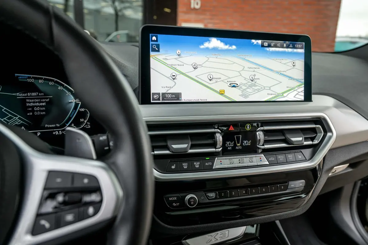xDrive30e M-Sport ACC Panorama HuD Trekhaak Leder