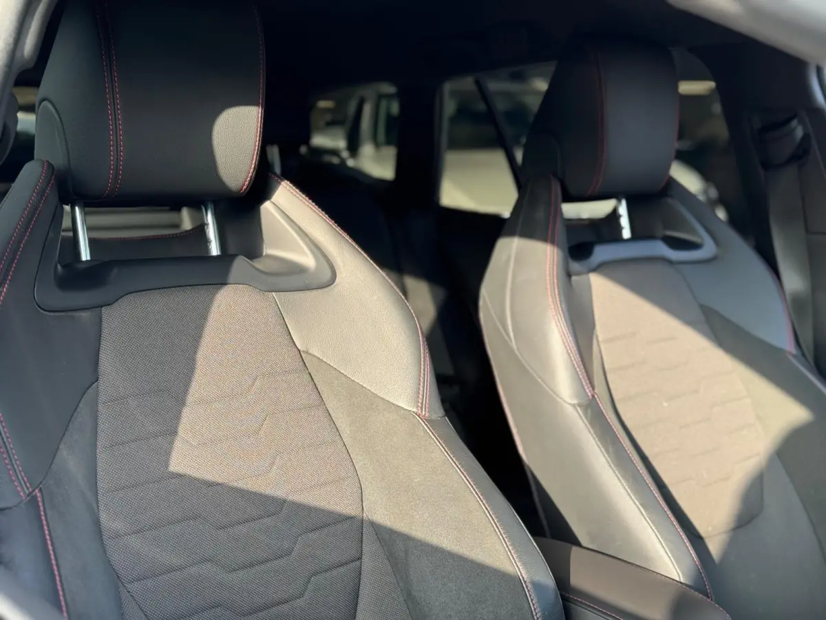 2.0 Hybrid Executive AUT NAP!
