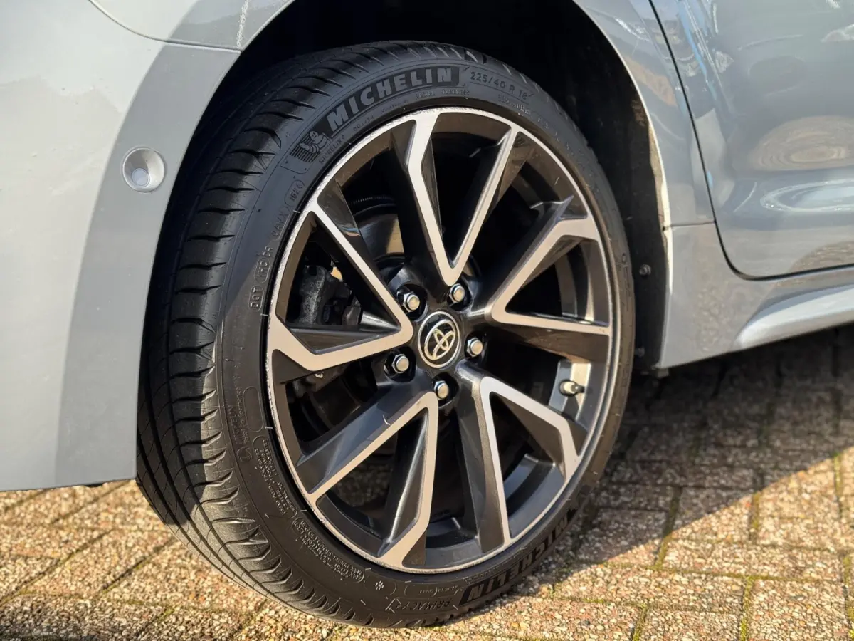 2.0 Hybrid Executive AUT NAP!