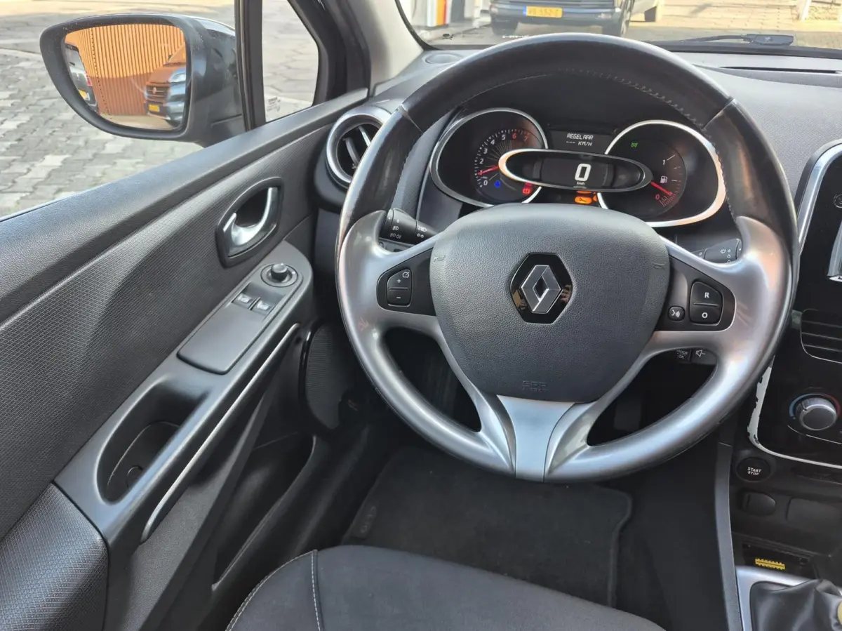 0.9 TCe Eco2 Limited motor 50000km gedraaid