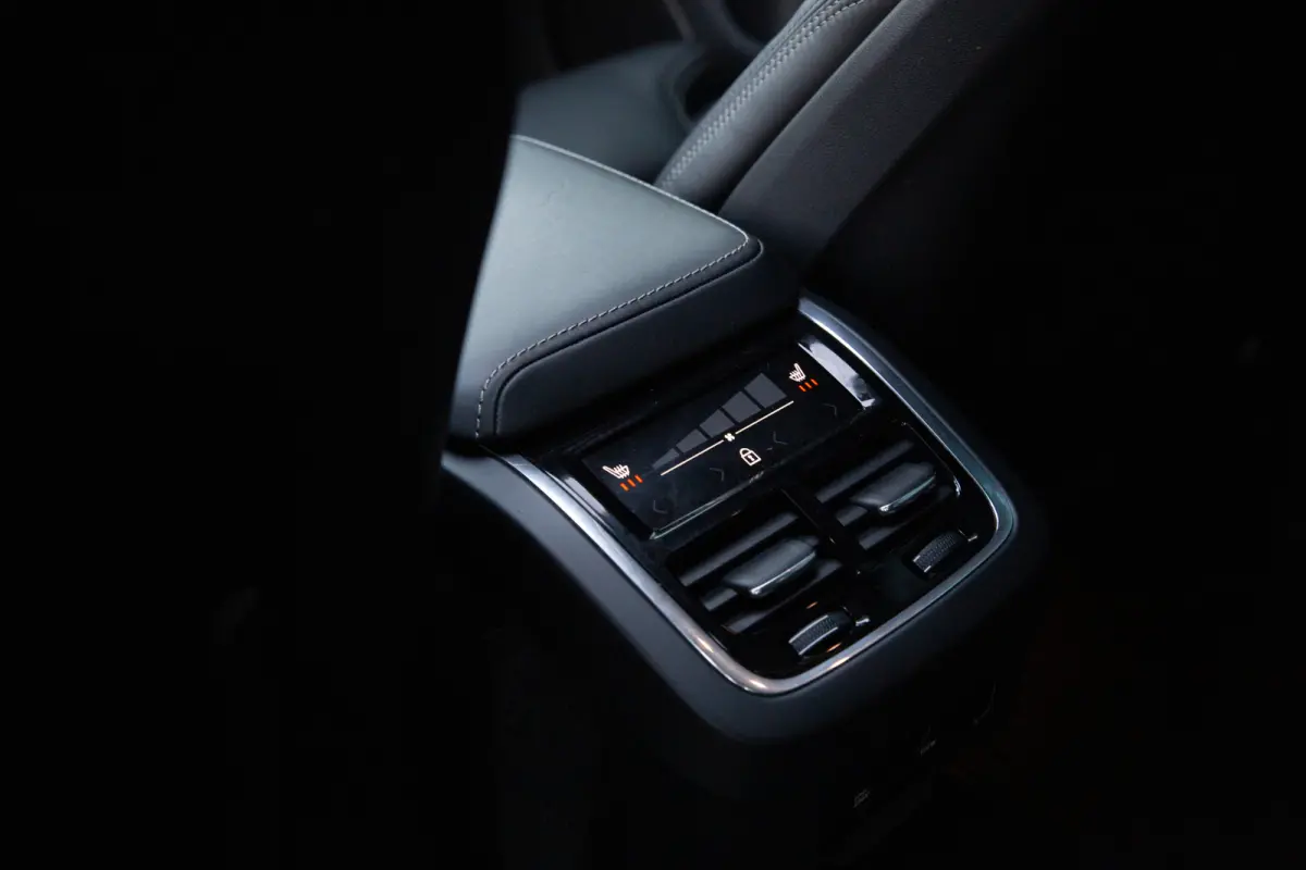 2.0 T5 AWD Inscription , Pano, H&K, Stoelventilatie, HUD, Massage, Carplay