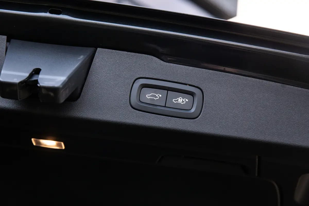 2.0 T5 AWD Inscription , Pano, H&K, Stoelventilatie, HUD, Massage, Carplay