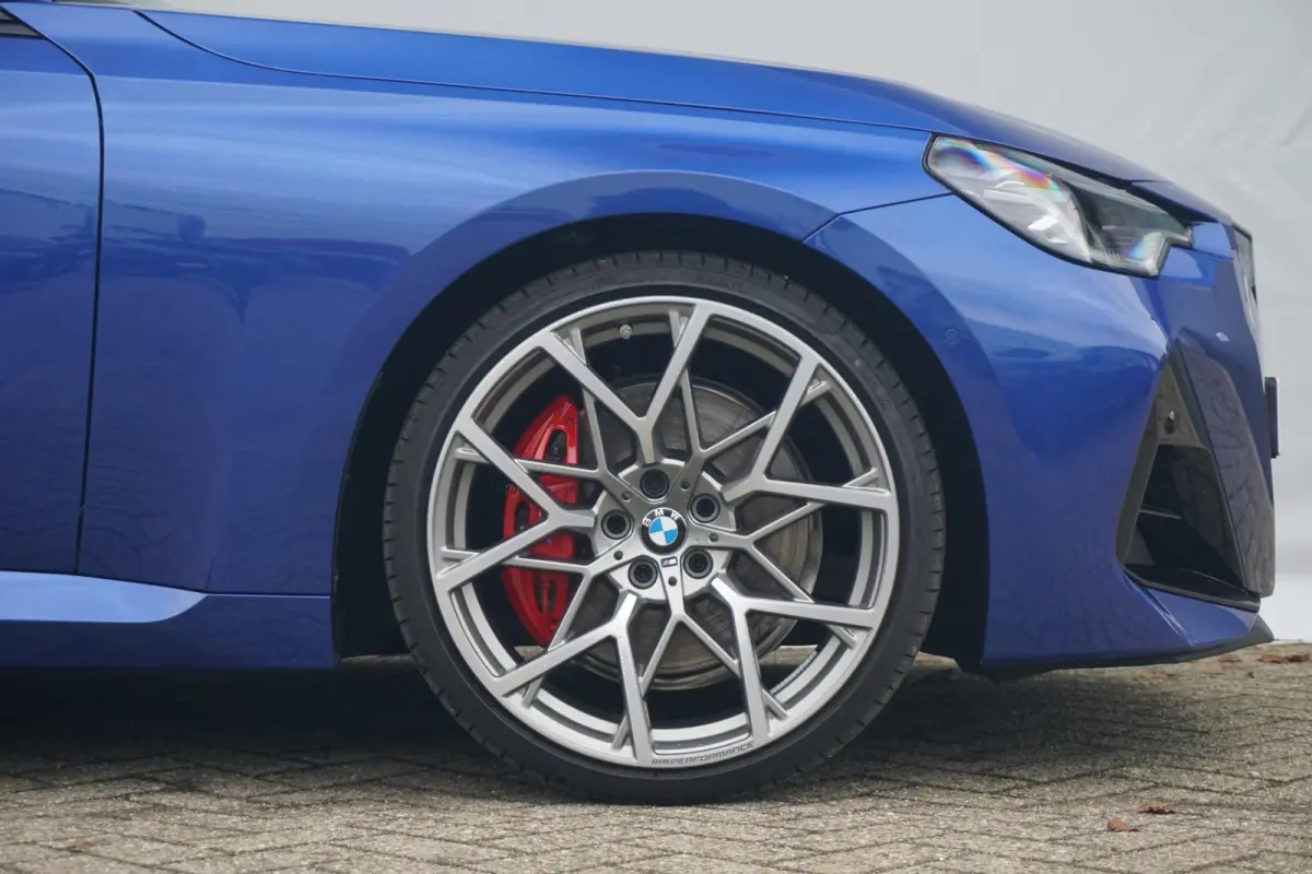 220i | M Sportpakket Pro | Harman Kardon | M Sportstoelen | Schuif-/kanteldak | Stuurwielrand verwarmd