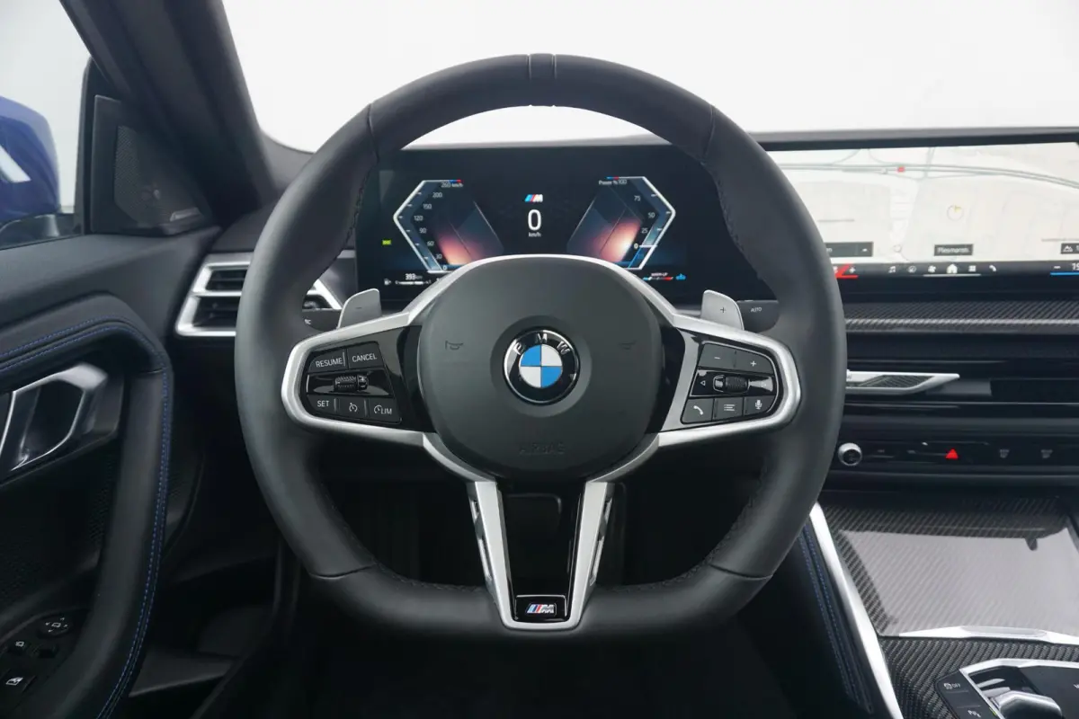 220i | M Sportpakket Pro | Harman Kardon | M Sportstoelen | Schuif-/kanteldak | Stuurwielrand verwarmd