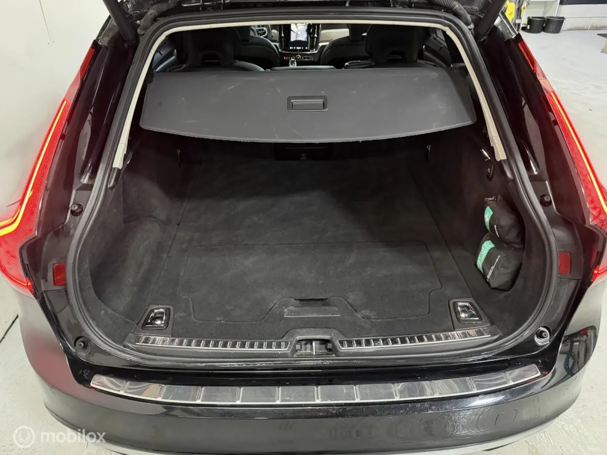 2.0 T8 AWD Inscription Exclusive 1E EGENAAR / BTW