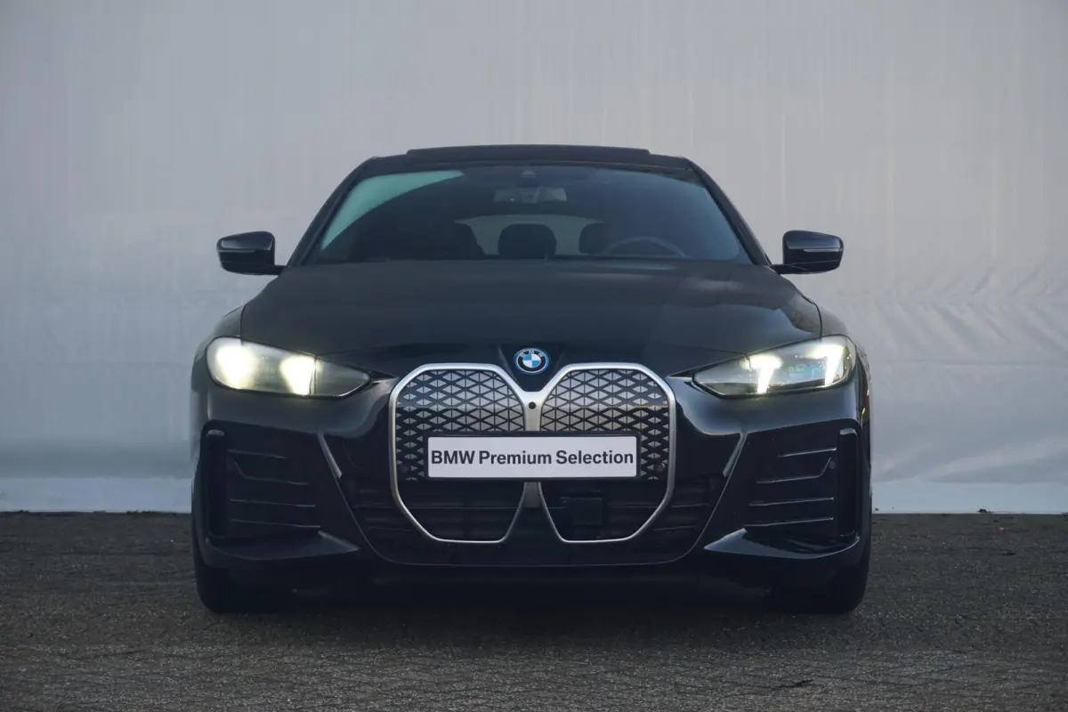 Gran Coupé eDrive40 M Sportpakket 18'' / Head-Up Display / Parking Assistant Plus / Schuif-/kanteldak / Trekhaak