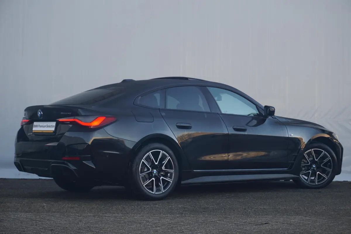 Gran Coupé eDrive40 M Sportpakket 18'' / Head-Up Display / Parking Assistant Plus / Schuif-/kanteldak / Trekhaak