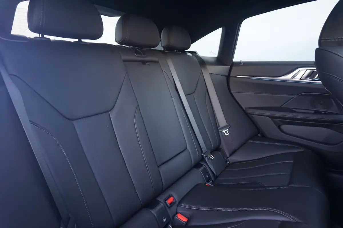Gran Coupé eDrive40 M Sportpakket 18'' / Head-Up Display / Parking Assistant Plus / Schuif-/kanteldak / Trekhaak