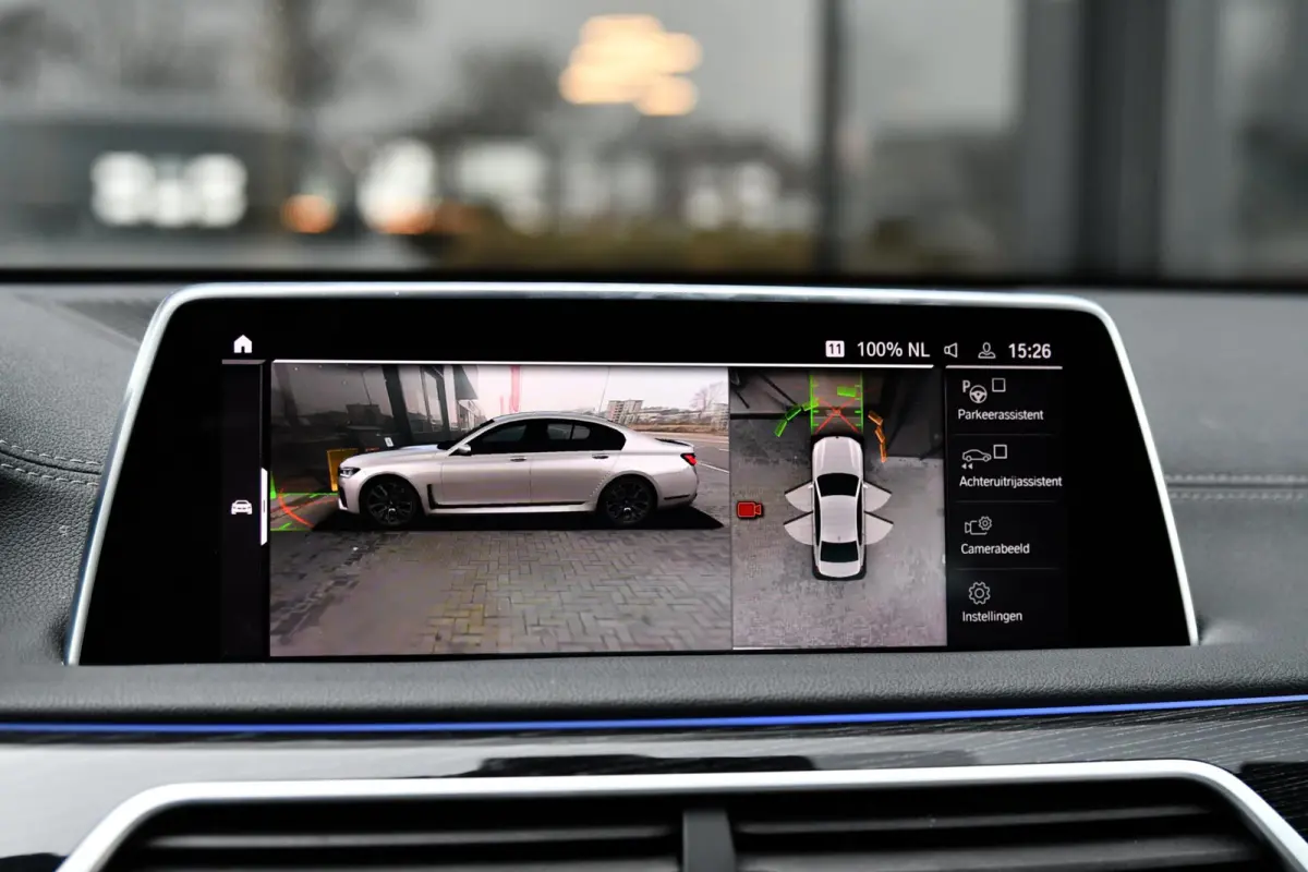 730d M-Sport. Pano, Softclose, HUD, Luchtv, 360, Keyless, Aero, Hifi, CarPlay, Sfeer!
