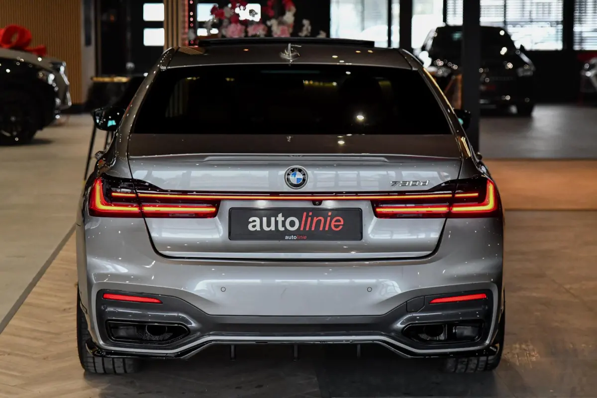 730d M-Sport. Pano, Softclose, HUD, Luchtv, 360, Keyless, Aero, Hifi, CarPlay, Sfeer!