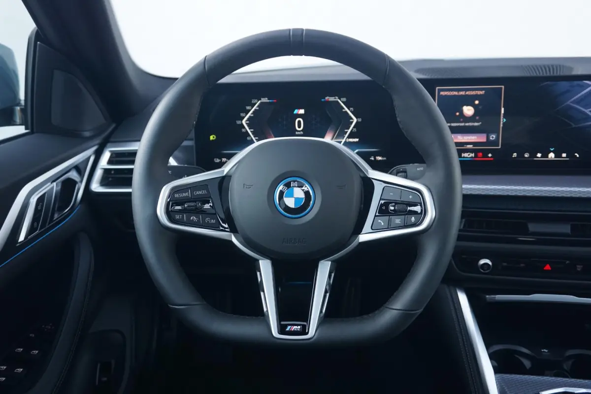 Gran Coupé eDrive35 M Sportpakket Pro 20'' / Schuif-/kanteldak / Active Cruise Control / Stuurwielrand verwarmd / Trekhaak