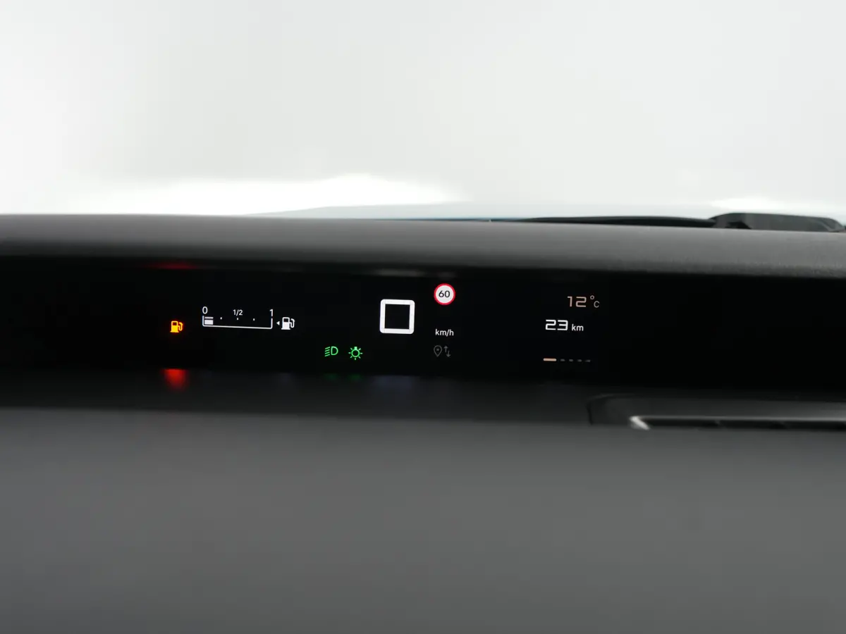 1.2 Turbo 100pk Plus | Achteruitrijcamera | Buitenspiegels elektrisch inklapbaar | Buitenspiegels elektrisch verstelbaar