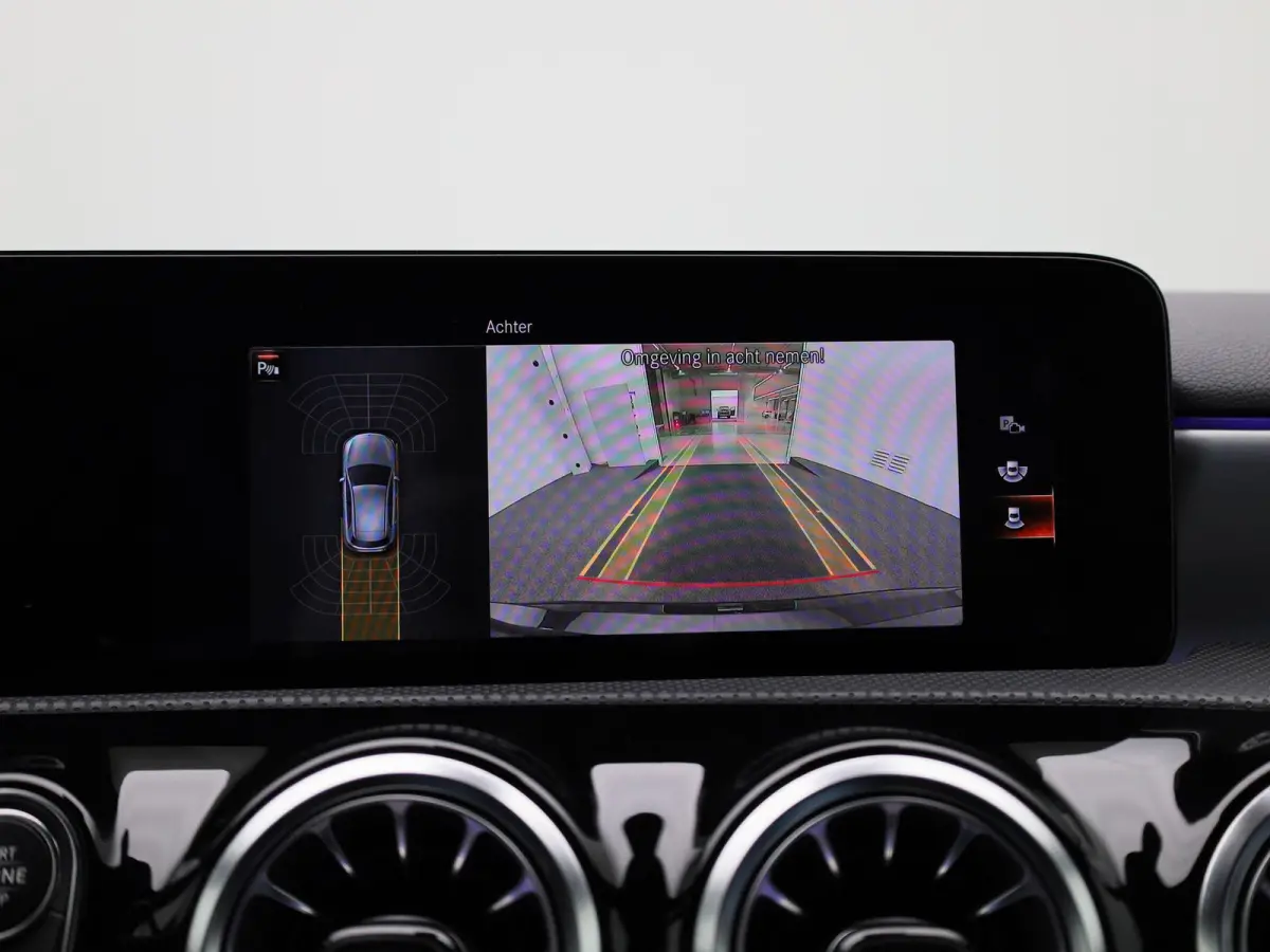 250 e Business Solution AMG Limited | Automaat | Apple Carplay / Android Auto | Sfeerverlichting | Achteruitrijcamera | Stoelverwarming |