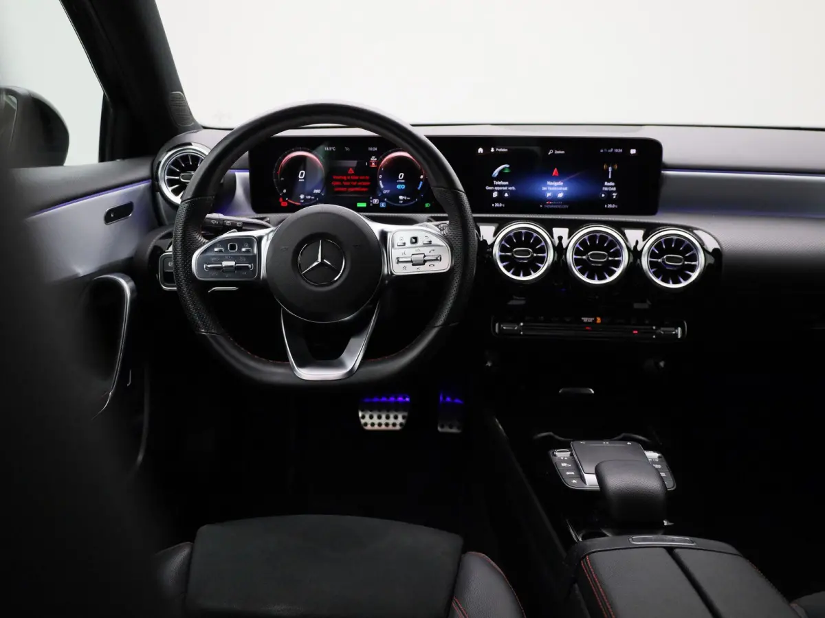 250 e Business Solution AMG Limited | Automaat | Apple Carplay / Android Auto | Sfeerverlichting | Achteruitrijcamera | Stoelverwarming |