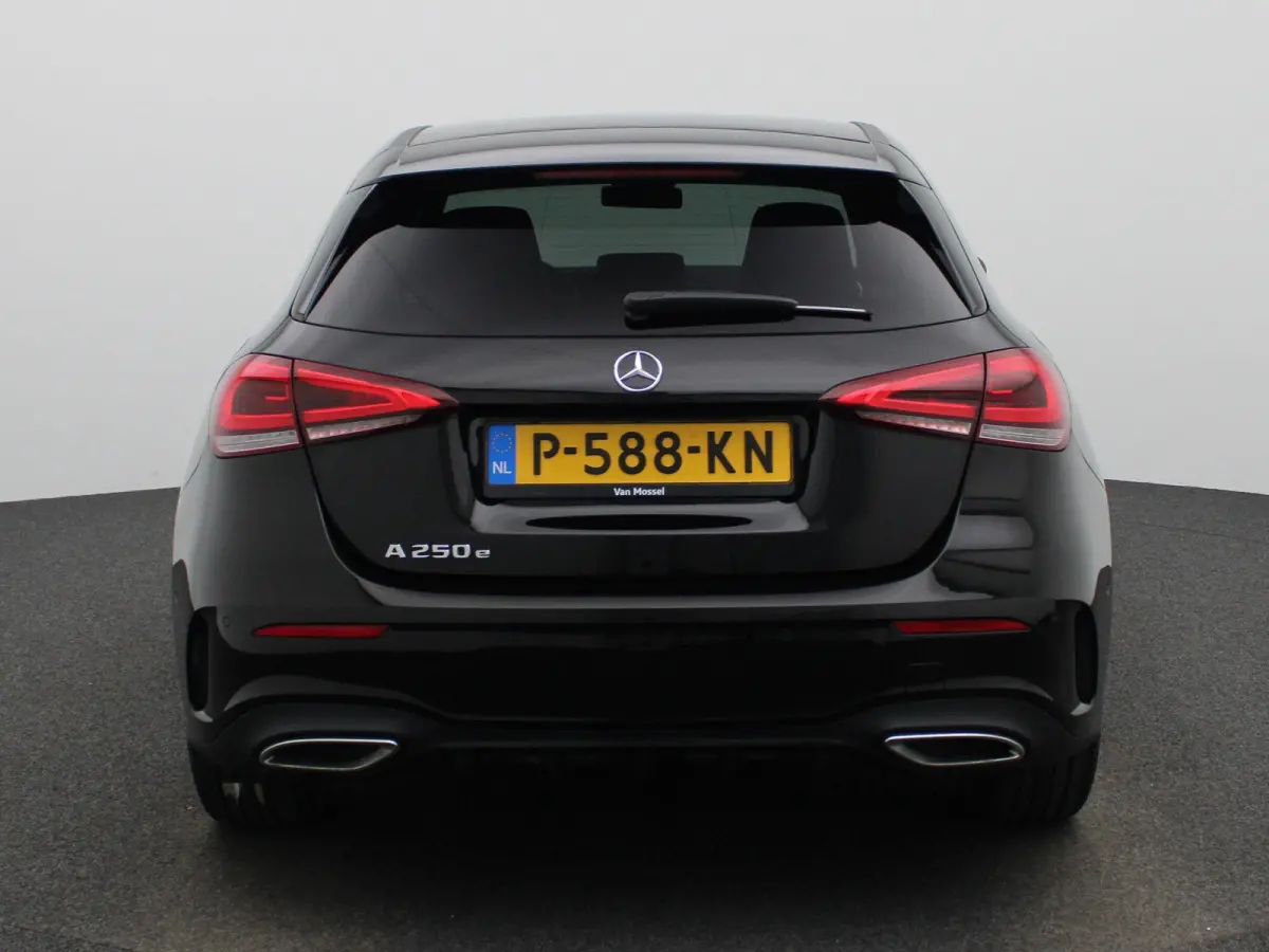 250 e Business Solution AMG Limited | Automaat | Apple Carplay / Android Auto | Sfeerverlichting | Achteruitrijcamera | Stoelverwarming |