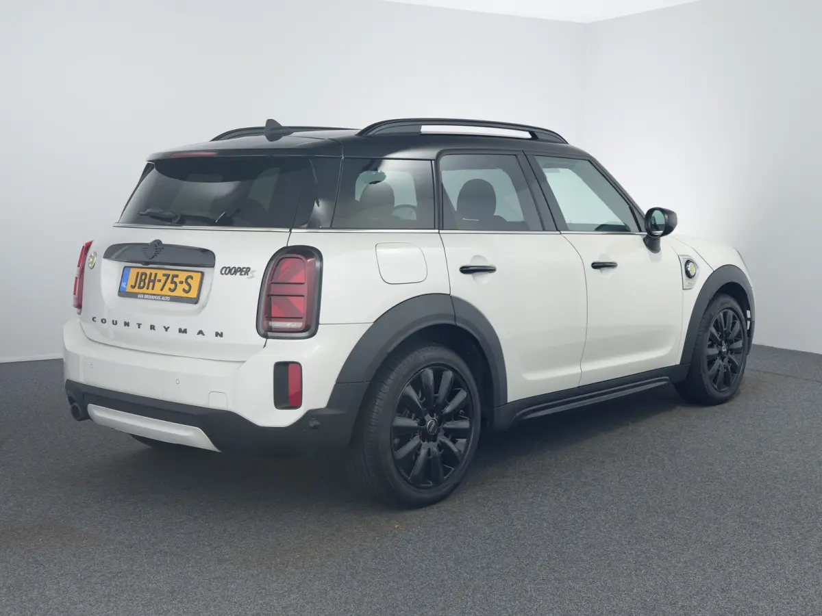 2.0 Cooper ALL4 Chili | PHEV | Camera | Keyless | 18" Lichtmetalen Velgen | Stoelverwarming Voor