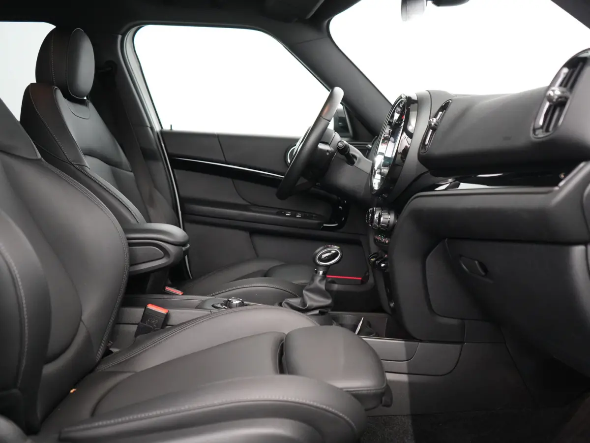 2.0 Cooper ALL4 Chili | PHEV | Camera | Keyless | 18" Lichtmetalen Velgen | Stoelverwarming Voor