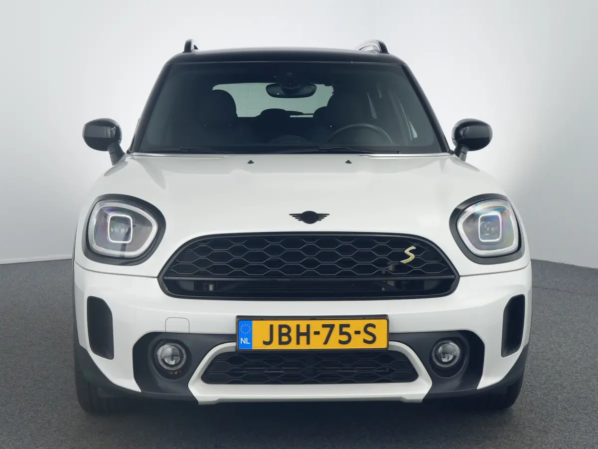 2.0 Cooper ALL4 Chili | PHEV | Camera | Keyless | 18" Lichtmetalen Velgen | Stoelverwarming Voor