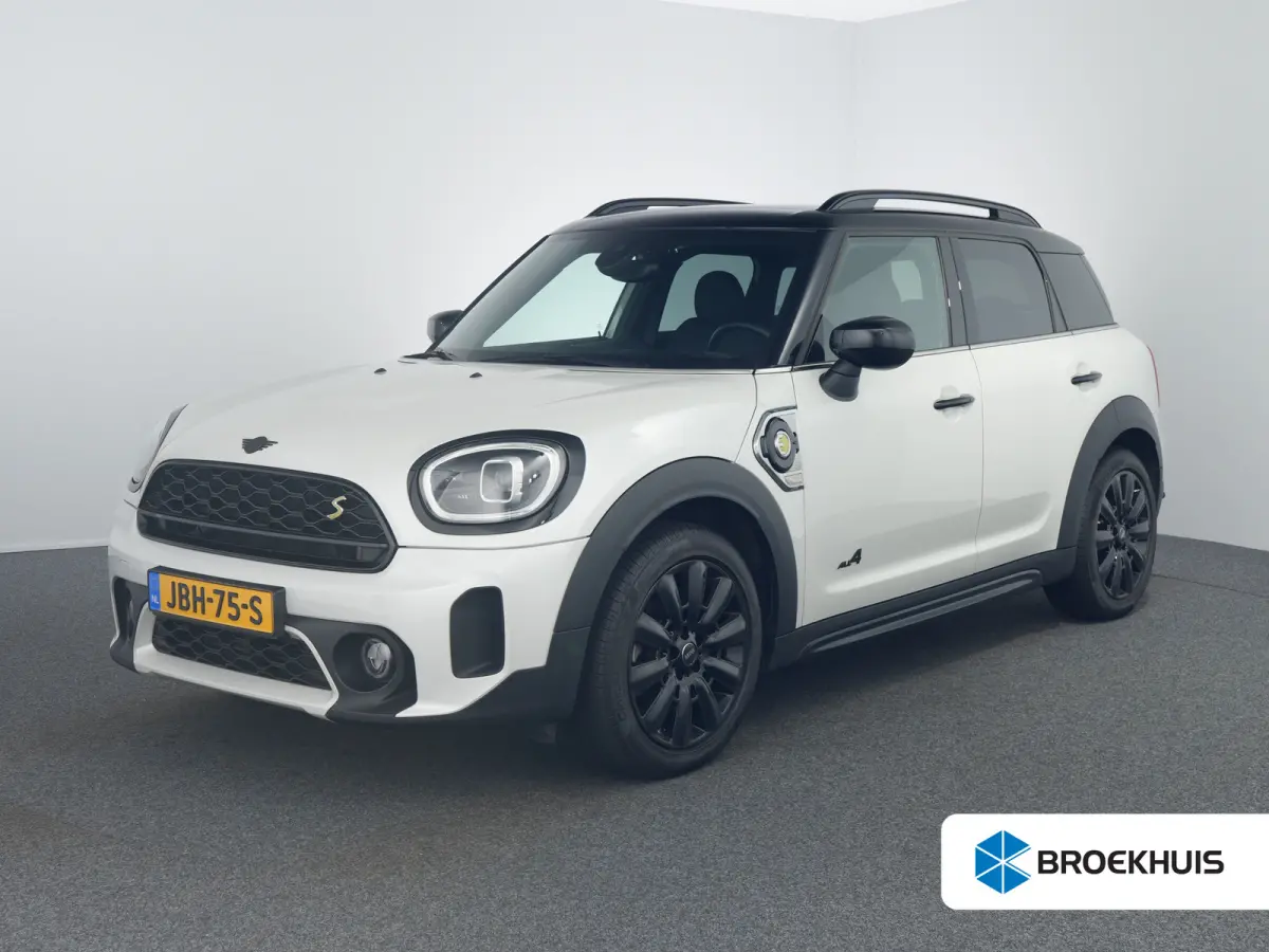 2.0 Cooper ALL4 Chili | PHEV | Camera | Keyless | 18" Lichtmetalen Velgen | Stoelverwarming Voor