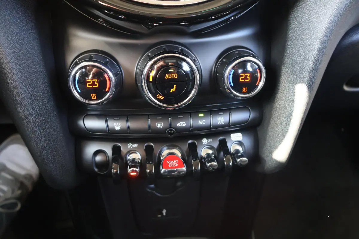 1.5 Cooper Classic | Cruise Control | Parkeersensor Achter | LED Koplampen | Lentevoordeel