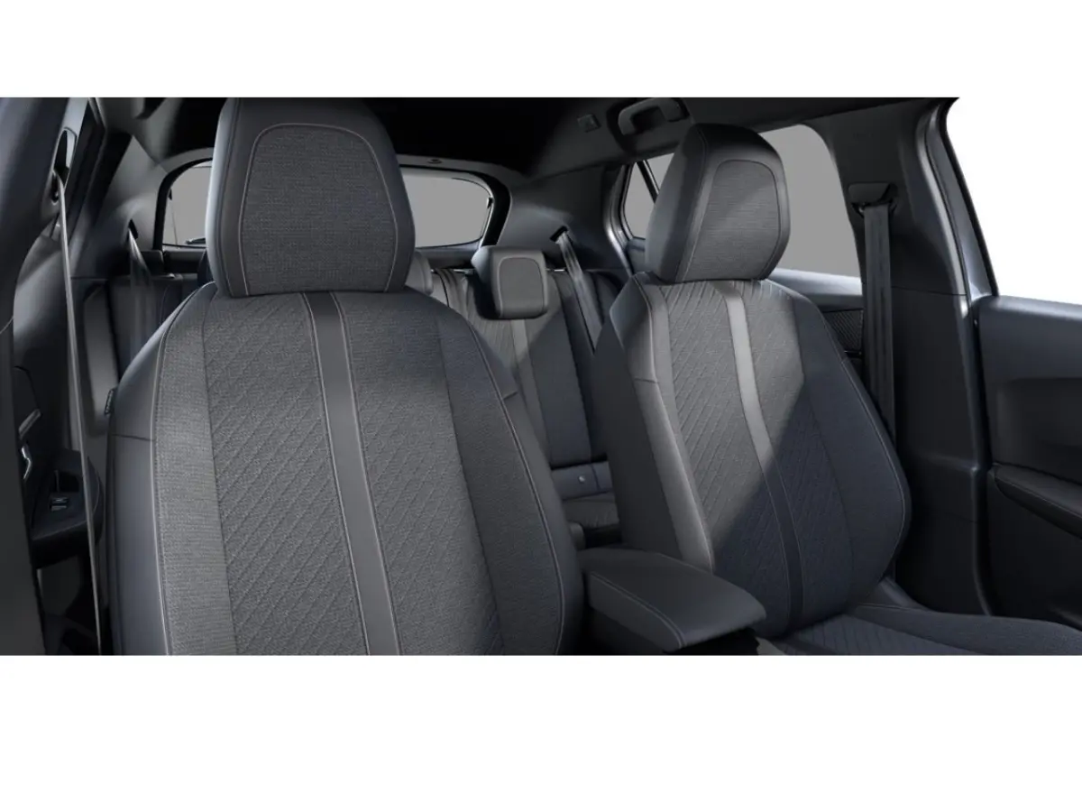 Allure | Advanced Active Safety Brake met camera en radar | Climate Control | Dashboard in zacht materiaal met carboneffect en hoogglans zwarte sierstrip