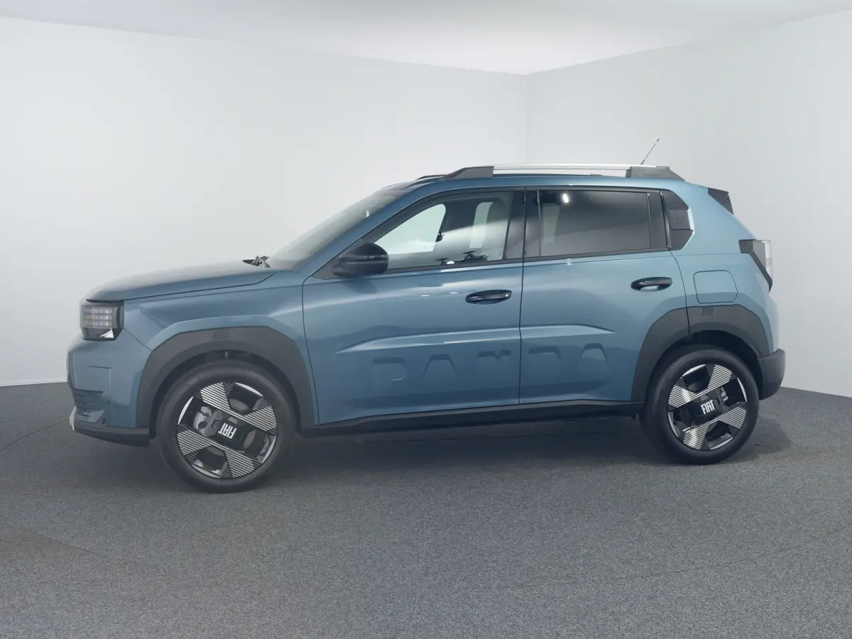 | € 2795 Voorraad Voordeel | 1.2 Hybrid La Prima | Achteruitrijcamera met 180° Area view | Automatische airconditioning | Parkeerhulp voor en achter