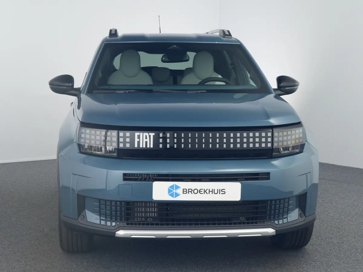| € 2795 Voorraad Voordeel | 1.2 Hybrid La Prima | Achteruitrijcamera met 180° Area view | Automatische airconditioning | Parkeerhulp voor en achter