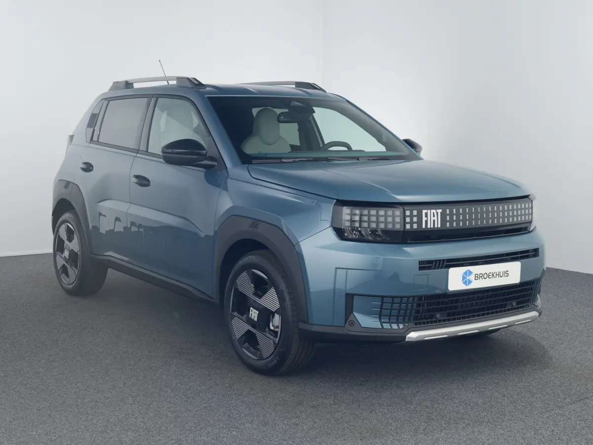 | € 2795 Voorraad Voordeel | 1.2 Hybrid La Prima | Achteruitrijcamera met 180° Area view | Automatische airconditioning | Parkeerhulp voor en achter
