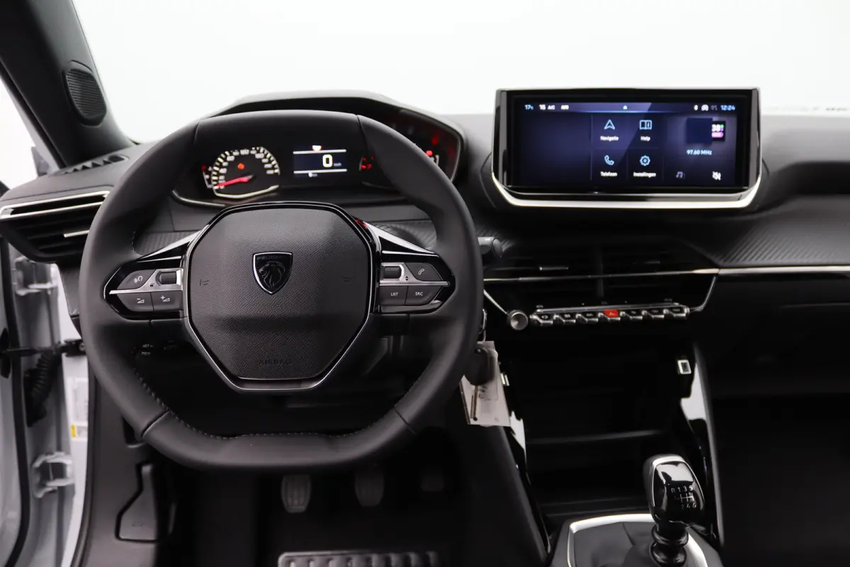 € 4.275,- Voorraad Voordeel | 1.2 PureTech 100 Style | Apple Carplay/Android Auto|telefoonintegratie premium | LED achterlichten | LED dagrijverlichting