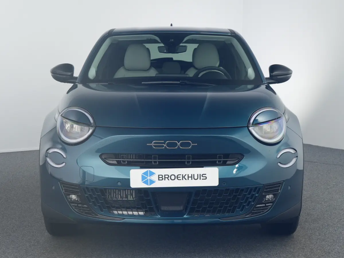 1.2 Hybrid La Prima | Achteruitrijcamera | Airco (automatisch) | Apple Carplay/Android Auto|telefoonintegratie premium
