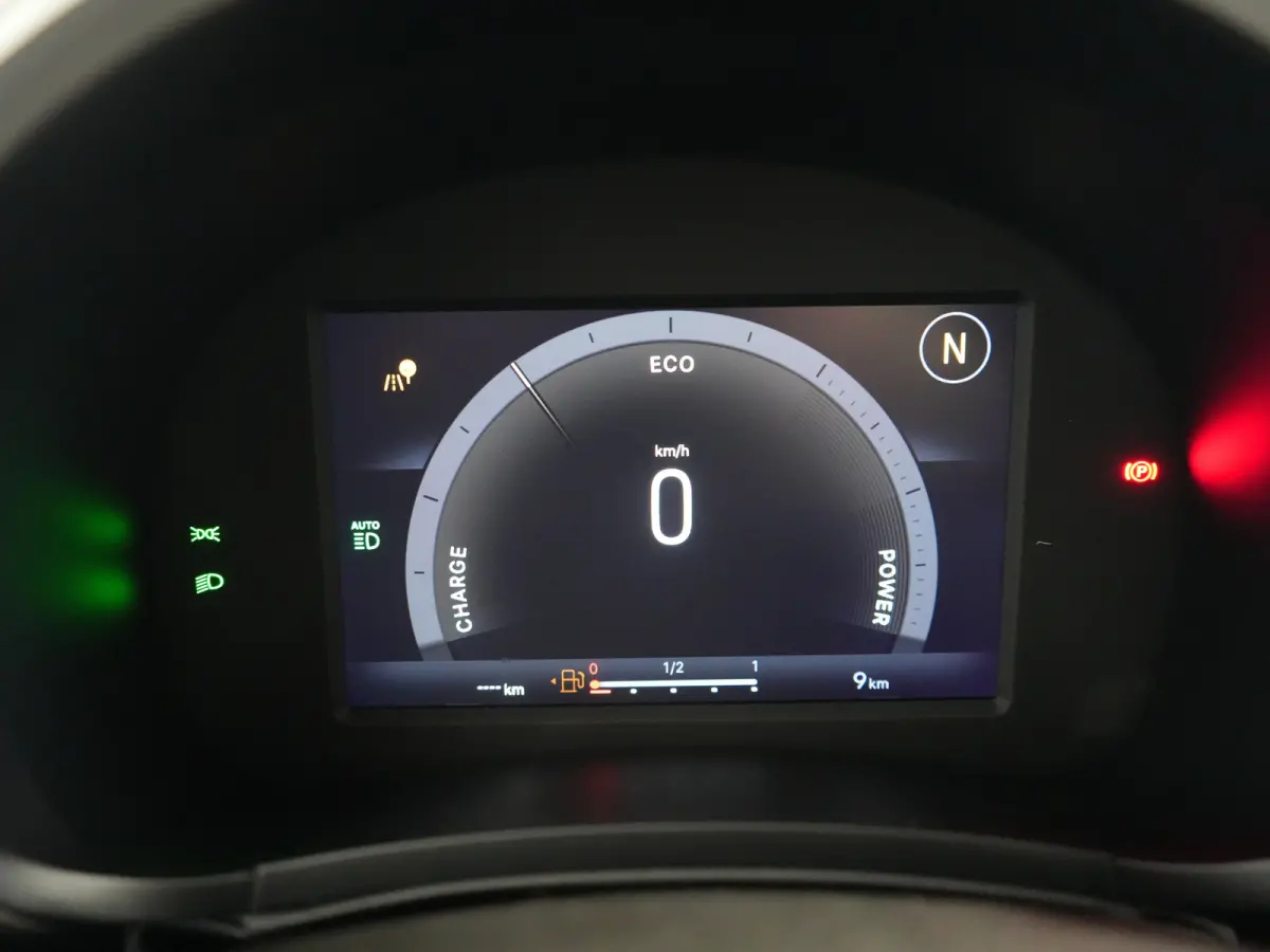 1.2 Hybrid La Prima | Achteruitrijcamera | Airco (automatisch) | Apple Carplay/Android Auto|telefoonintegratie premium