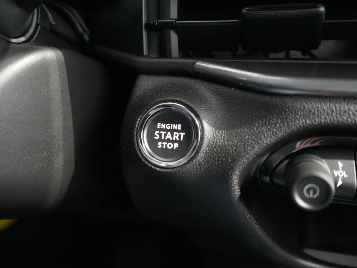 1.2 Hybrid La Prima | Achteruitrijcamera | Airco (automatisch) | Apple Carplay/Android Auto|telefoonintegratie premium