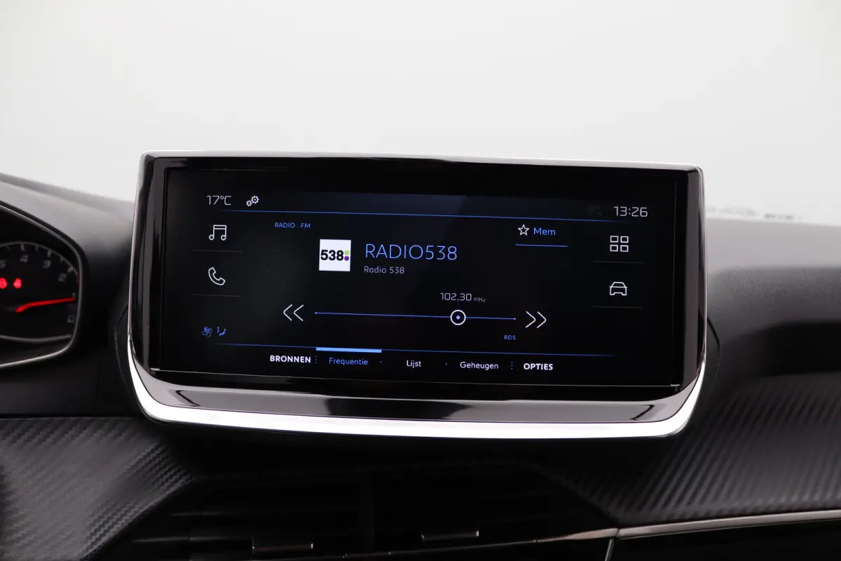 € 3.540,- Voorraad Voordeel | 1.2 PureTech 100 Style | Airco | Apple Carplay/Android Auto|telefoonintegratie premium | Cruise control