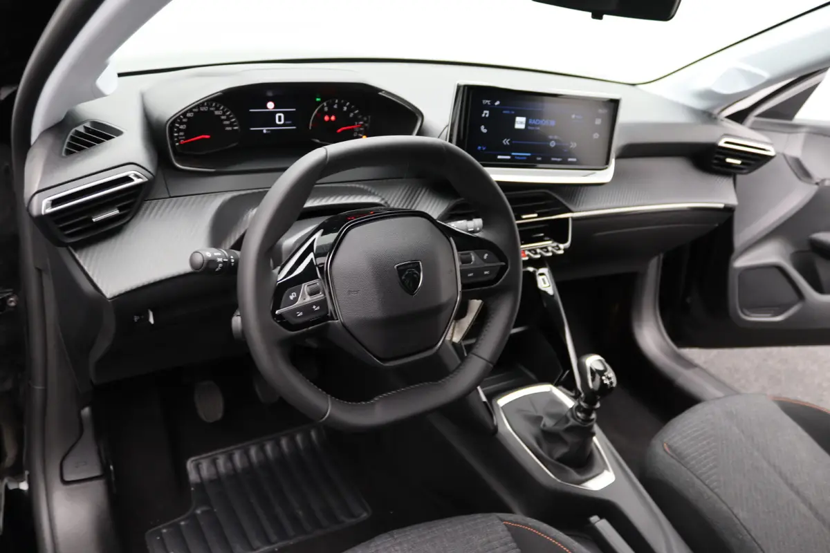 € 3.540,- Voorraad Voordeel | 1.2 PureTech 100 Style | Airco | Apple Carplay/Android Auto|telefoonintegratie premium | Cruise control